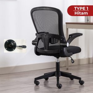 Kursi ergonomis dengan jaring bernapas multi-dimensi. Sandaran kursi dengan desain C radian yang mendukung punggung. Sandaran tangan kursi yang dapat diputar hingga 90 derajat.